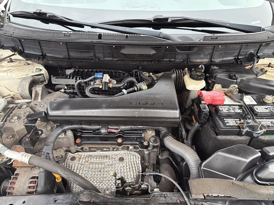 Nissan Rogue  2015-7