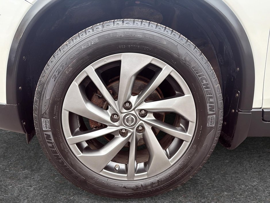 Nissan Rogue  2015-6