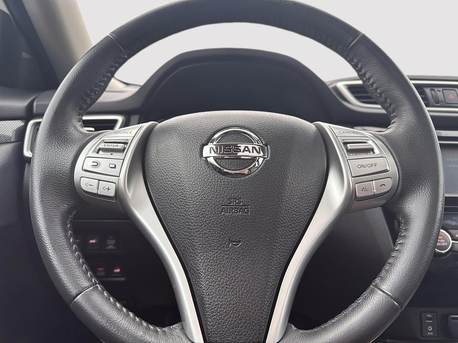 Nissan Rogue  2015-13