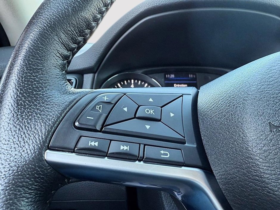 Nissan Rogue SV 2020-12