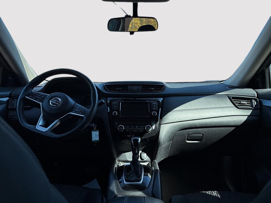 Nissan Rogue  2020-9