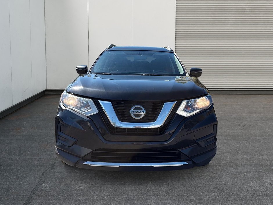 Nissan Rogue  2020-1