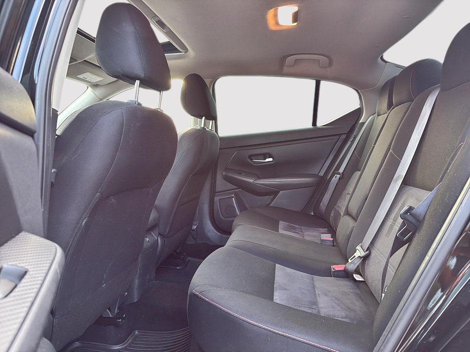 Nissan Sentra  2022-9