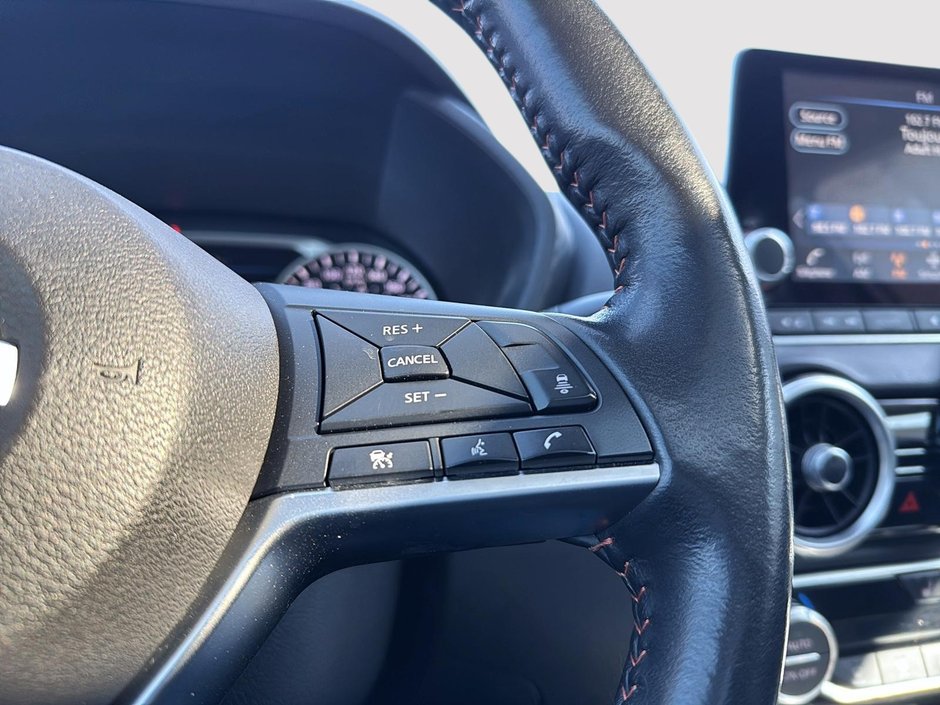 Nissan Sentra  2022-13