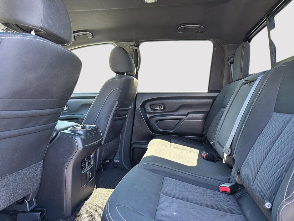 Nissan Titan  2018-8