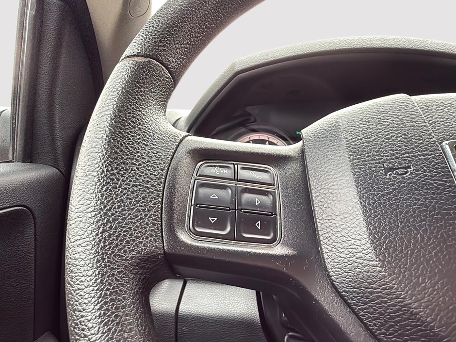 2018 Ram 1500 ST-13