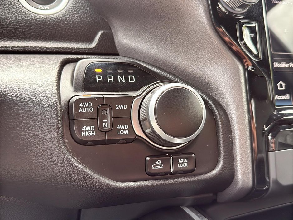 2023 Ram 1500 Big Horn-17