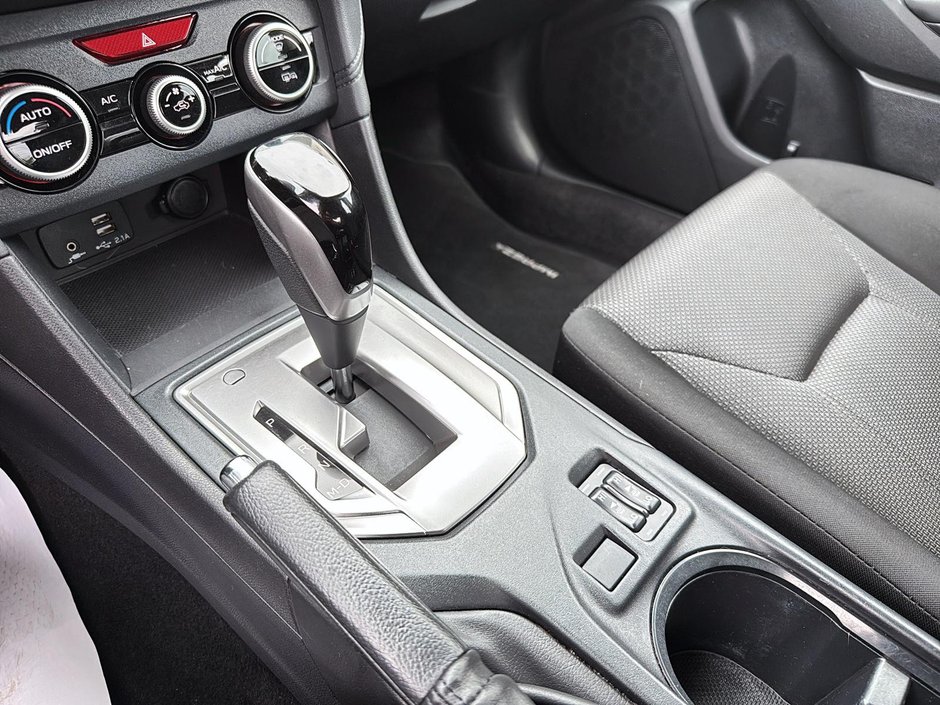 Subaru Impreza Touring 2021-18