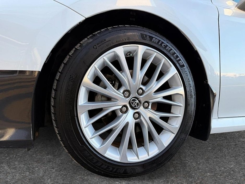 Toyota Camry XLE 2018-5