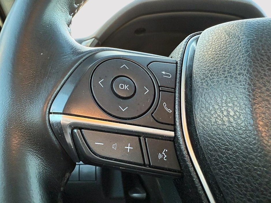 Toyota Camry XLE 2018-12