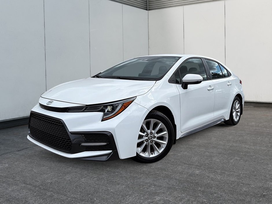 2020 Toyota Corolla in Drummondville, Quebec - w940px