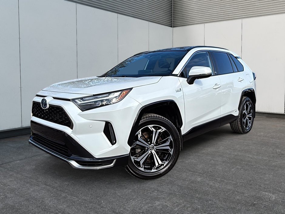 Toyota RAV4 Prime  2023 à Drummondville, Québec - w940px