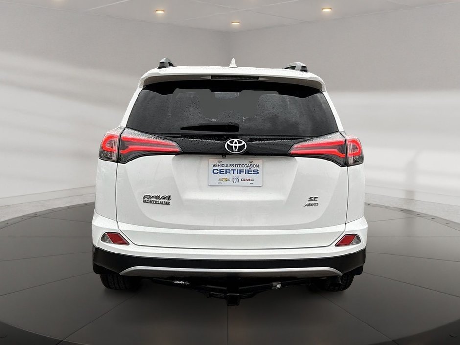 2018 Toyota RAV4 SE-2