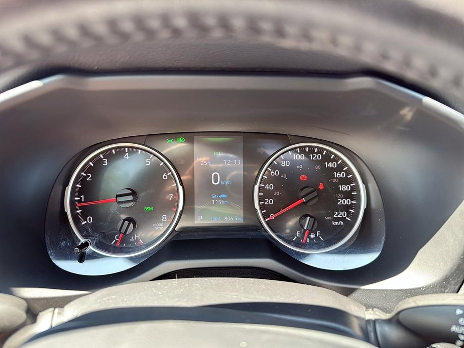 2022 Toyota RAV4 XLE-15
