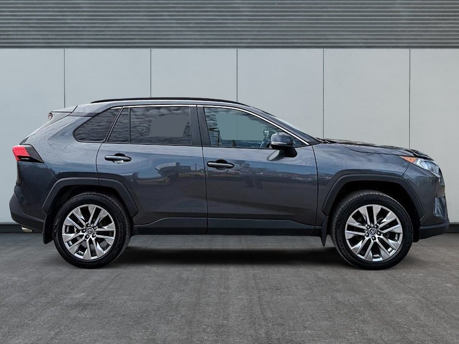 Toyota RAV4 XLE 2023-2