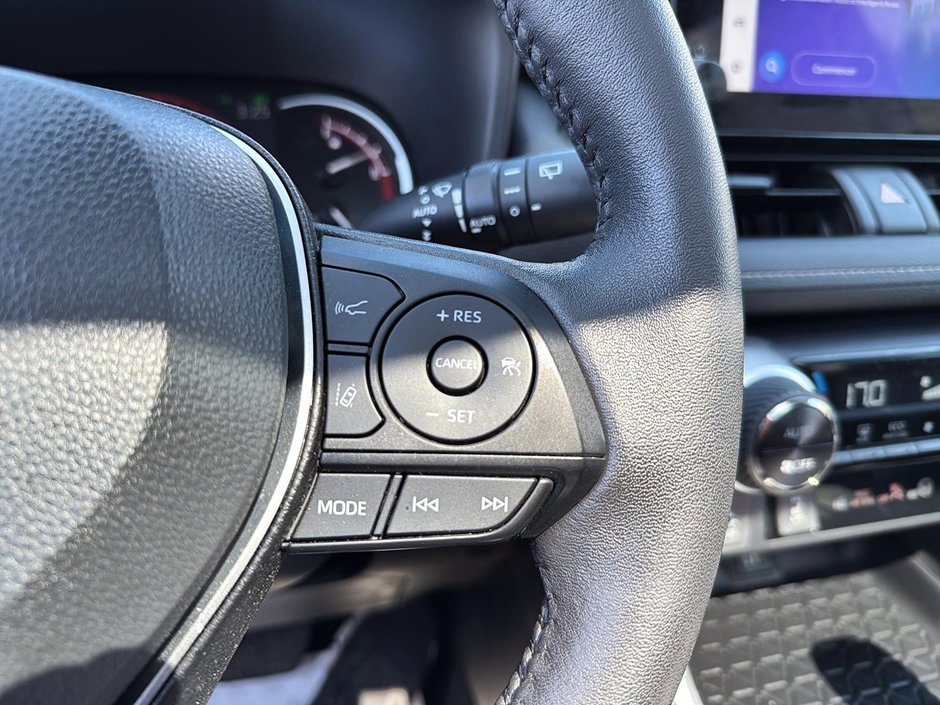2023 Toyota RAV4 XLE AWD-14