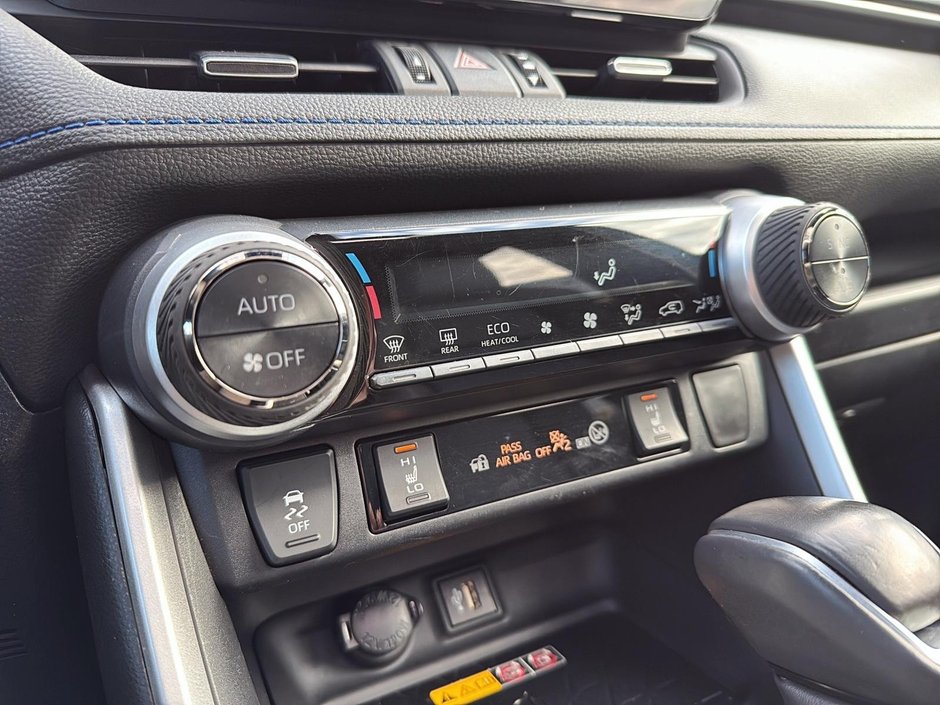 2024 Toyota RAV4 Hybrid XSE-16