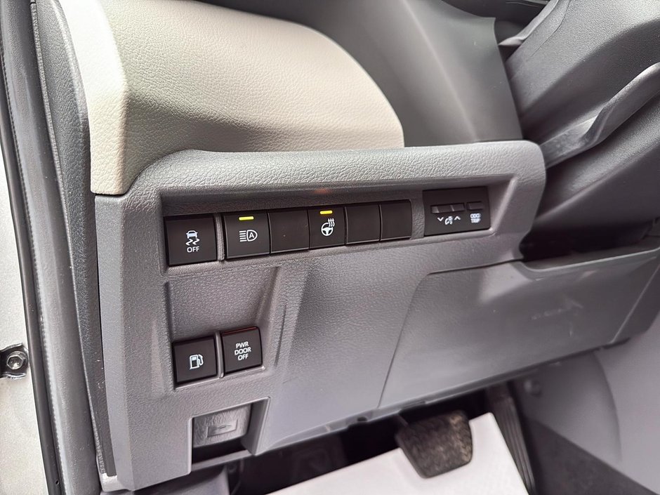 Toyota Sienna  2024-12