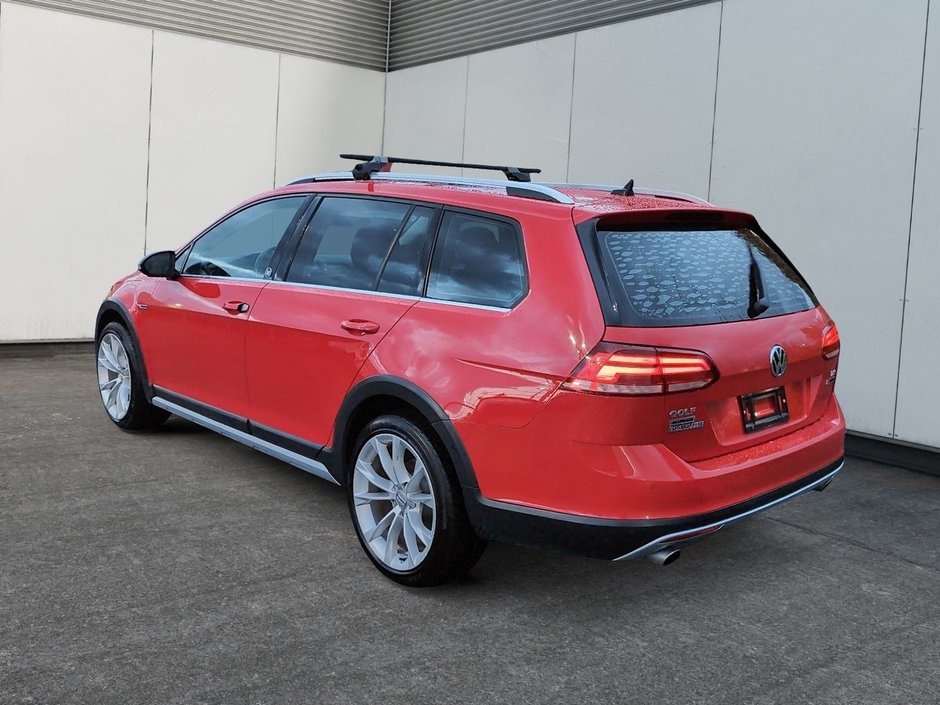 2018 Volkswagen Golf Alltrack-3
