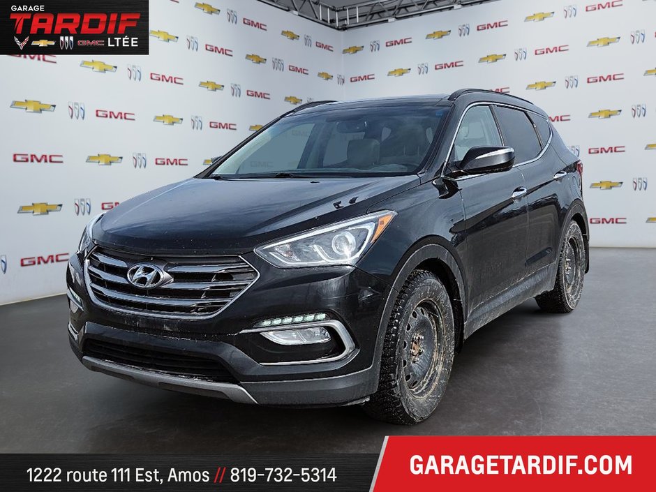 2017 Hyundai Santa Fe in Amos, Quebec - w940px