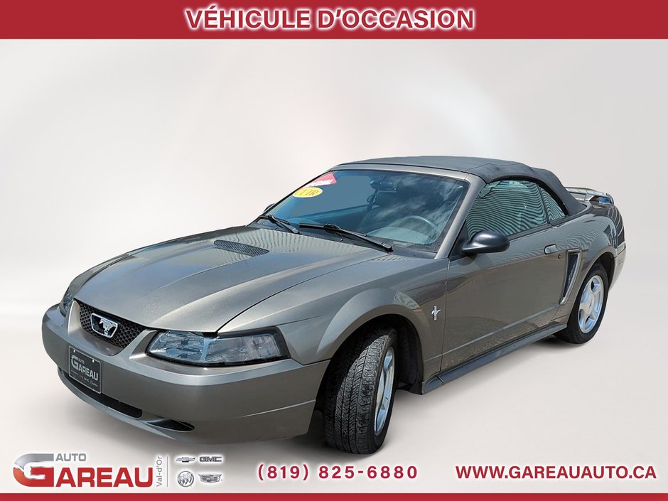 Ford Mustang  2001 à Val-d'Or, Québec - w940px