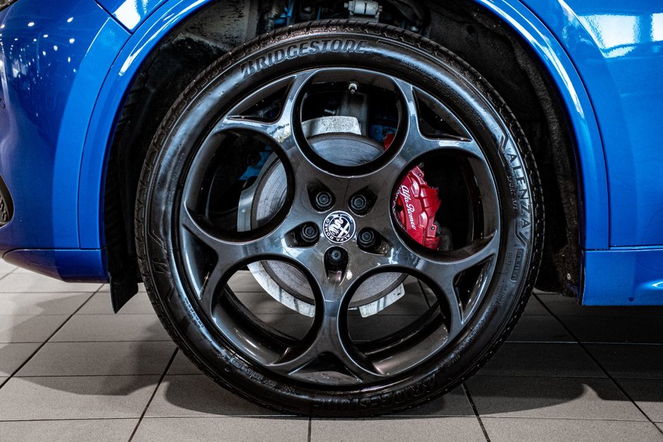 Alfa Romeo Stelvio VELOCE Q4 TOIT PANORAMIQUE NAV CAMERA 2022-4