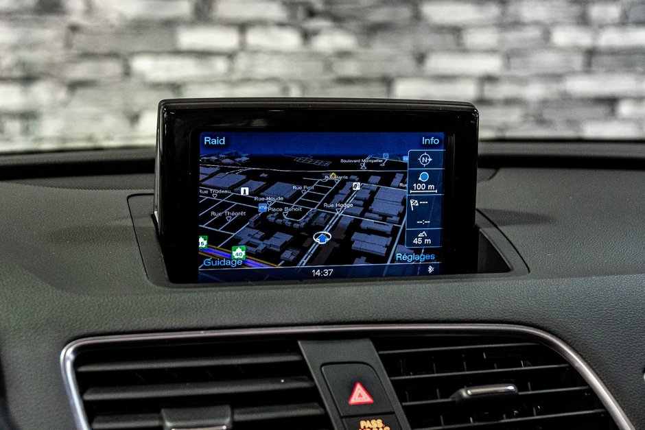 Audi Q3 Progressiv TOIT OUVRANT SIEGES CHAUFFANTS CUIR 2018-19