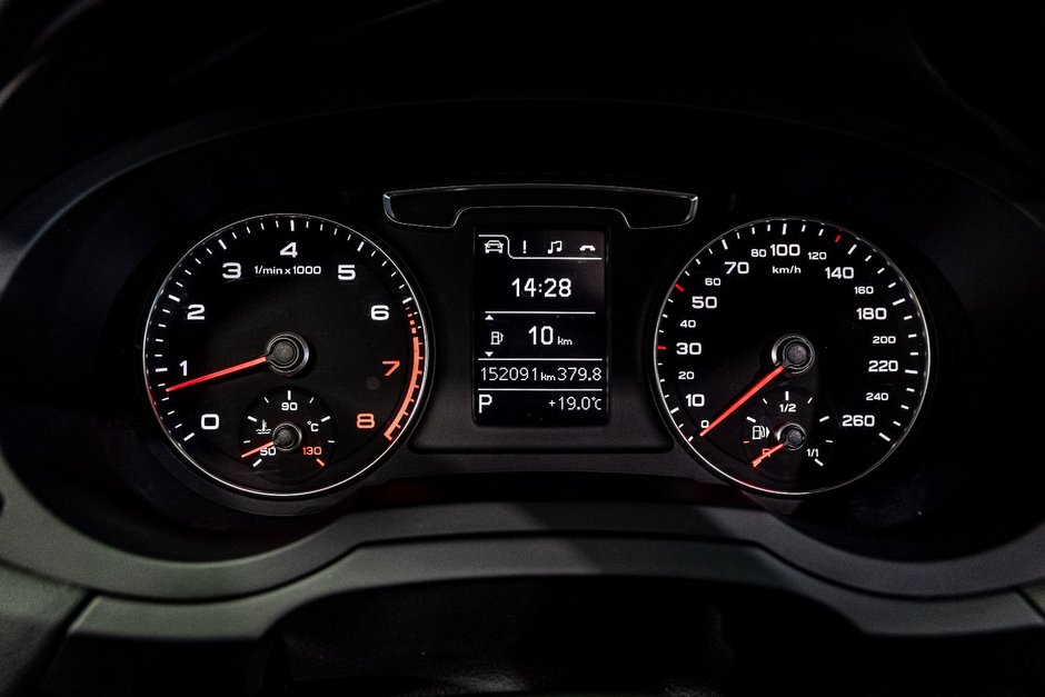 Audi Q3 Komfort TOIT OUVRANT CUIR SIEGES CHAUFFANTS 2018-19