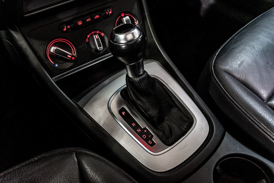 Audi Q3 Komfort TOIT OUVRANT CUIR SIEGES CHAUFFANTS 2018-24