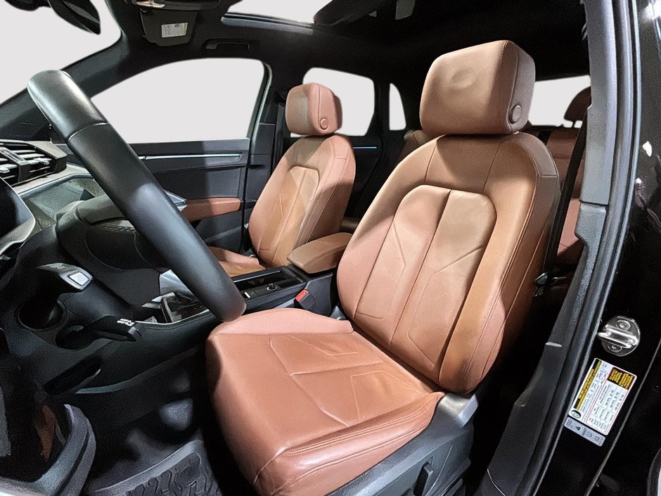 Audi Q3 PROGRESSIV S-LINE QUATTRO TFSI TOIT CUIR 2023-15