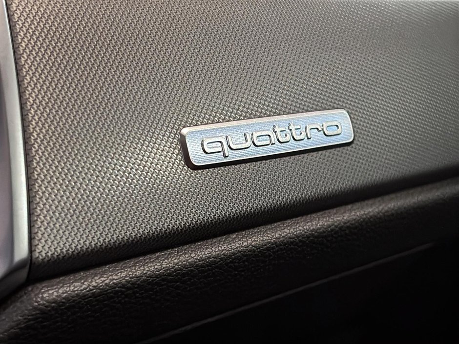 Audi Q3 PROGRESSIV S-LINE QUATTRO TFSI TOIT CUIR 2023-36