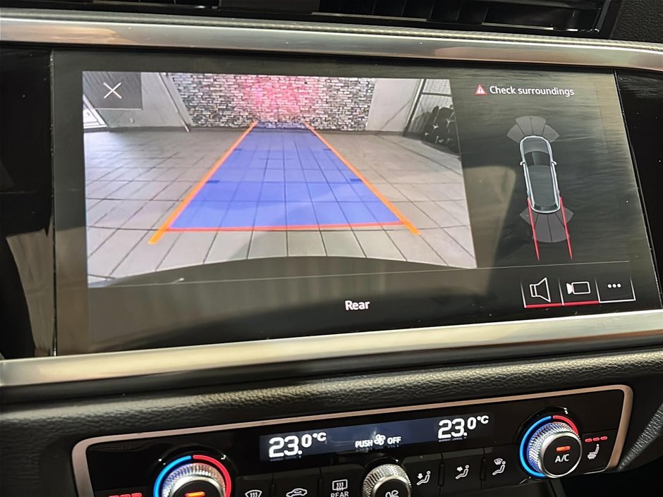 Audi Q3 PROGRESSIV S-LINE QUATTRO TFSI TOIT CUIR 2023-24