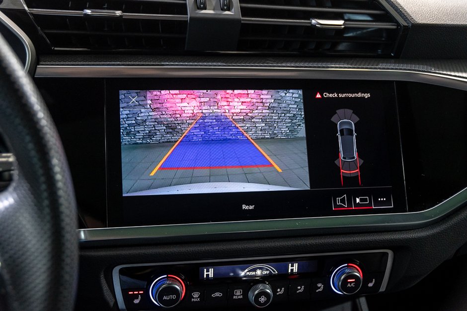 Audi Q3 PROGRESSIV S-LINE AWD CUIR TOIT PANO CAM CARPLAY 2024-26