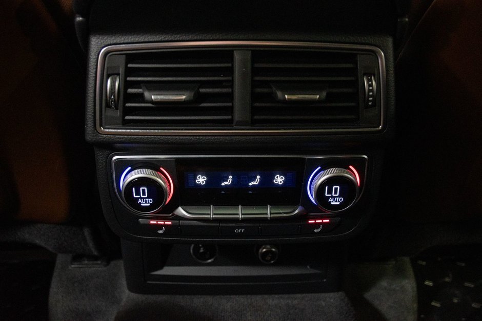 Audi Q7 TECHNIK S-Line 55TFSI QUATTRO CAM 360 NAV 2018-32