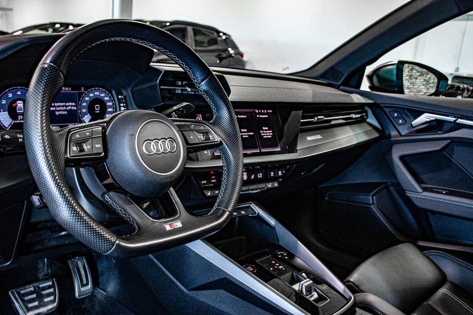 Audi S3 SEDAN KOMFORT QUATTRO CUIR TOIT CARPLAY 2023-16