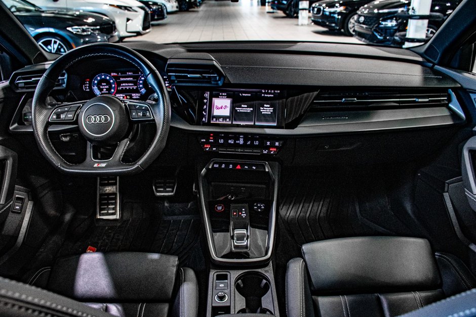 Audi S3 SEDAN KOMFORT QUATTRO CUIR TOIT CARPLAY 2023-4