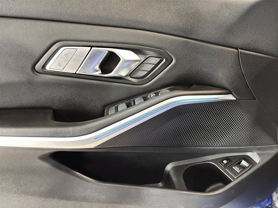 2024 BMW 3 Series 330e xDrive HYBRIDE M SPORT PREMIUM TOIT CUIR-18