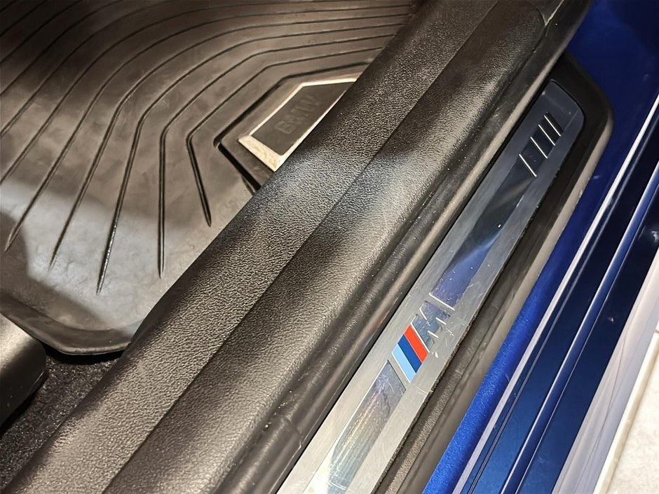 2024 BMW 3 Series 330e xDrive HYBRIDE M SPORT PREMIUM TOIT CUIR-38