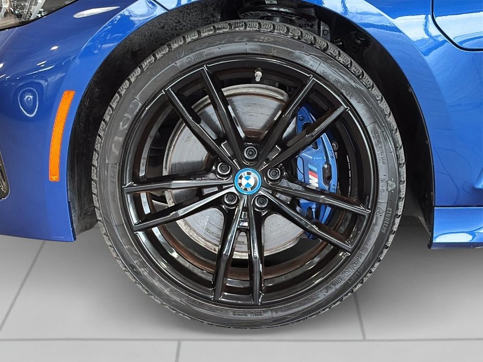 2024 BMW 3 Series 330e xDrive HYBRIDE M SPORT PREMIUM TOIT CUIR-4