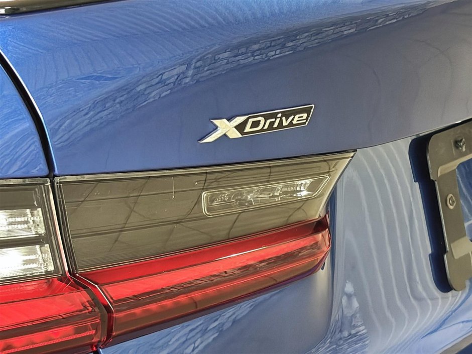 2024 BMW 3 Series 330e xDrive HYBRIDE M SPORT PREMIUM TOIT CUIR-10