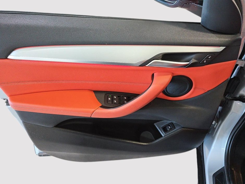 BMW X2 XDrive PREMIUM AMÉLIORÉ SPORT PACK TOIT CUIR GPS 2018-19