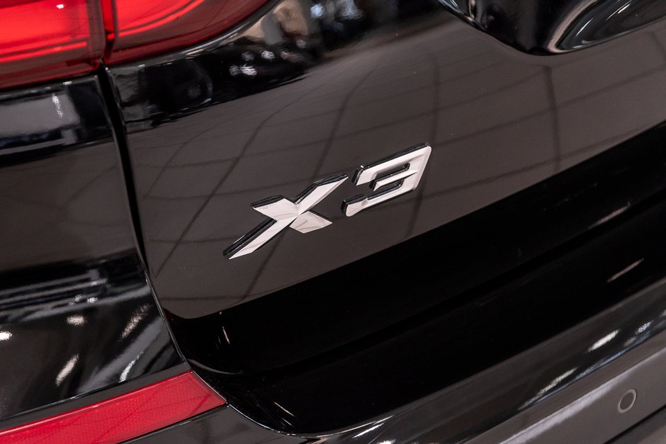 BMW X3 xDrive30i - DOSSIER CARFAX SANS RECLAMATION 2019-12