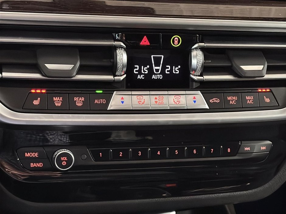 BMW X3 XDrive PREMIUM PKG  TOIT PANORAMIQUE GPS CUIR MAGS 2024-32