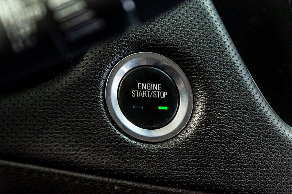 Cadillac XT5 Luxury AWD Cuir Toit Sieges Chauffant Cam Navi 2018-20