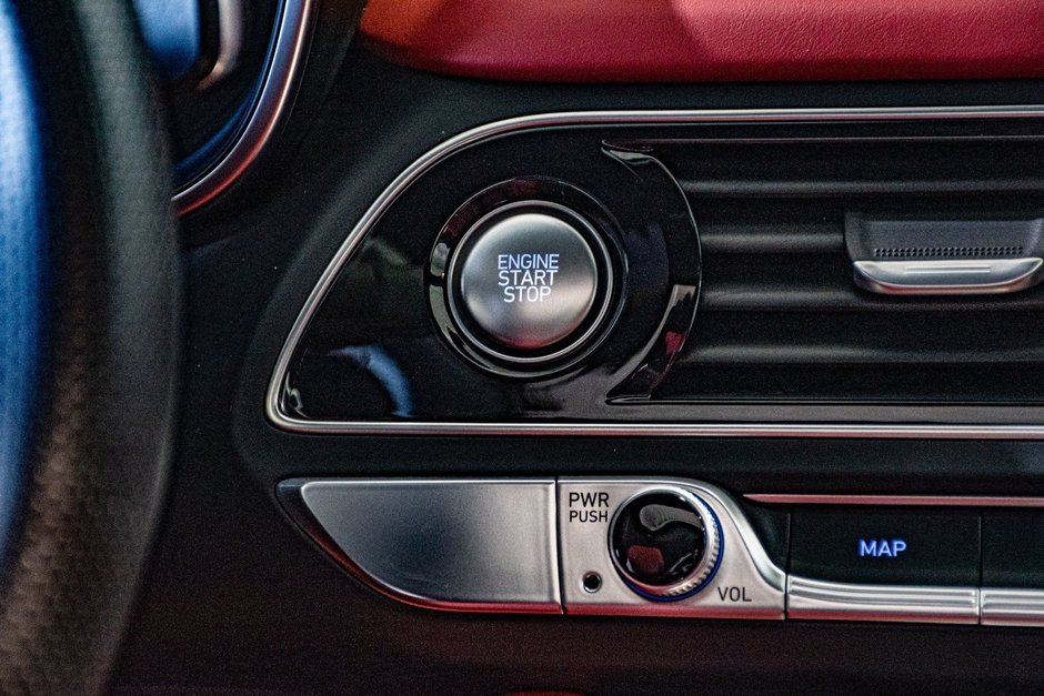 GENESIS G70 3.3T SPORT AWD 365 HP HEAD UP DISP CAM360 CUIR 2022-28