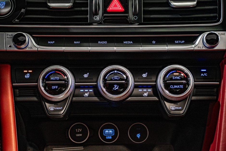 GENESIS G70 3.3T SPORT AWD 365 HP HEAD UP DISP CAM360 CUIR 2022-29