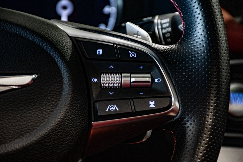 GENESIS G70 3.3T SPORT AWD 365 HP HEAD UP DISP CAM360 CUIR 2022-36