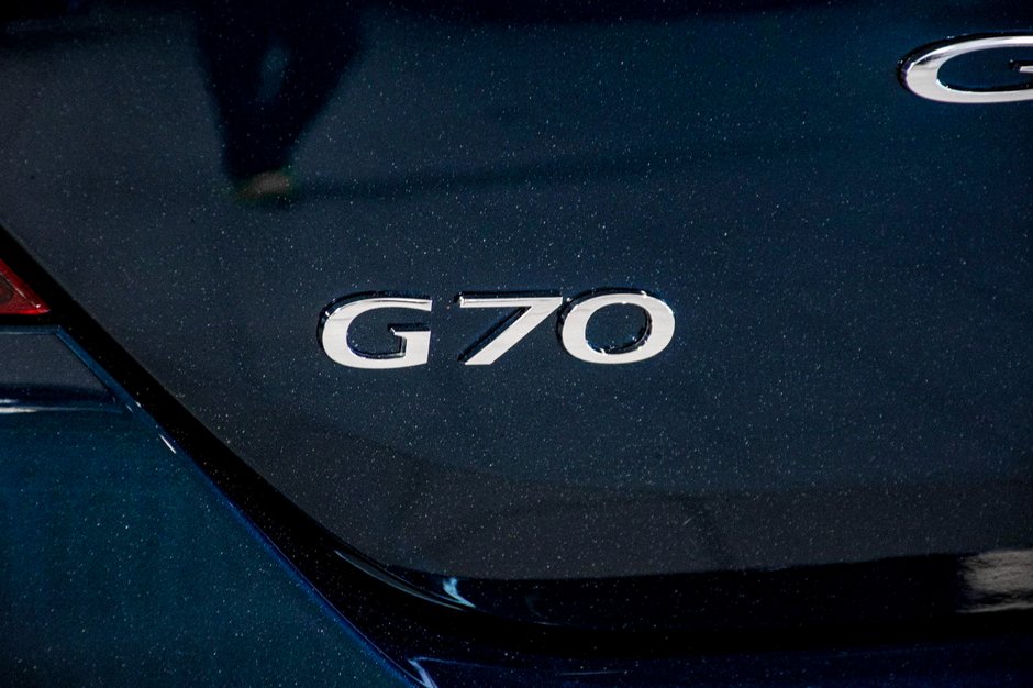 GENESIS G70 3.3T SPORT AWD 365 HP HEAD UP DISP CAM360 CUIR 2022-12