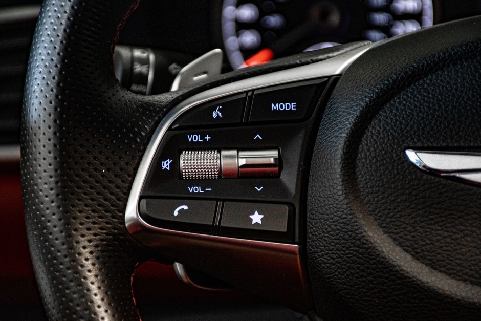 GENESIS G70 3.3T SPORT AWD 365 HP HEAD UP DISP CAM360 CUIR 2022-35