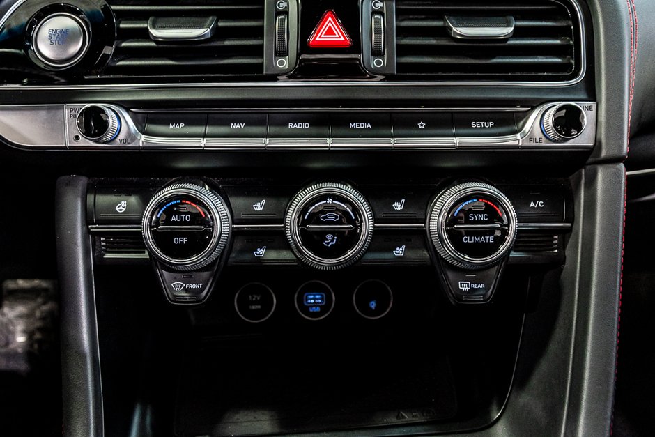 GENESIS G70 3.3T SPORT AWD 365 HP HEAD UP DISP CAM360 CUIR 2022-25